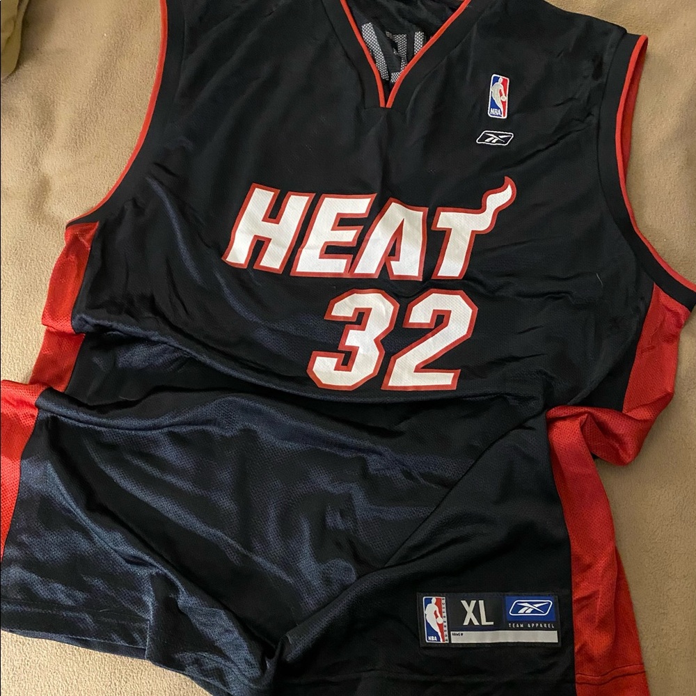 SHAQUILLE O’NEAL MIAMI HEAT JERSEY!